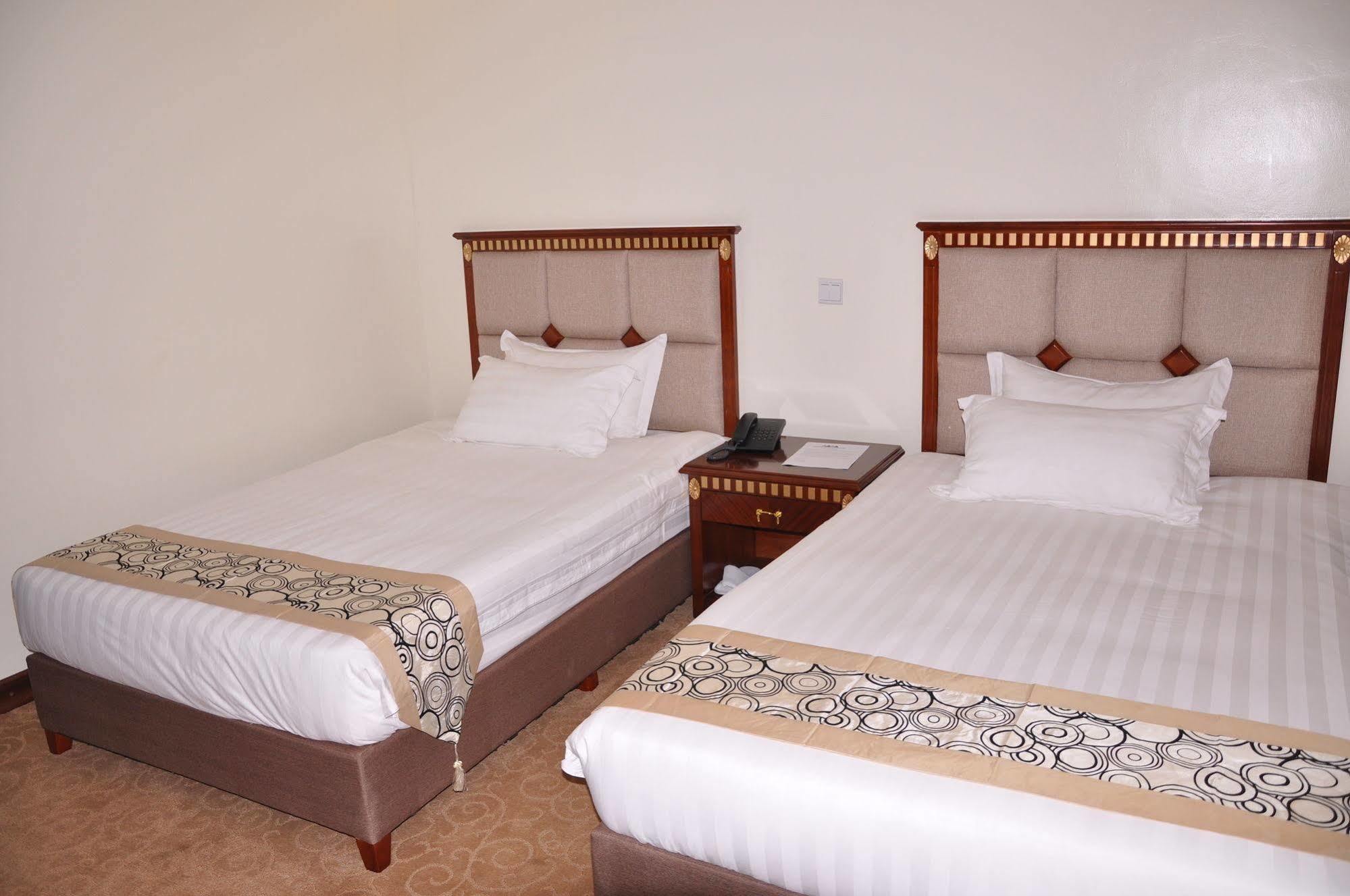 Great Seasons Hotel Kigali Ngoại thất bức ảnh