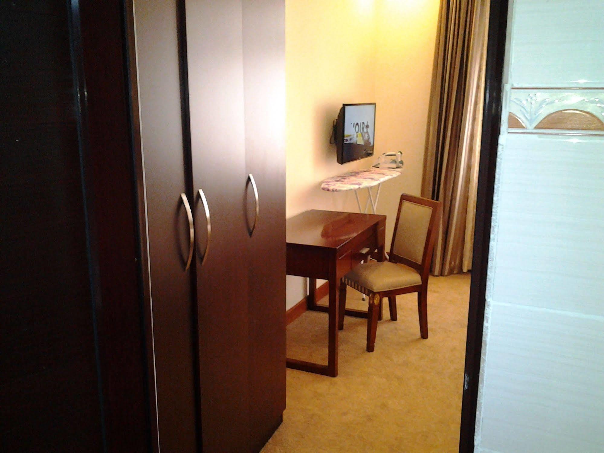 Great Seasons Hotel Kigali Ngoại thất bức ảnh