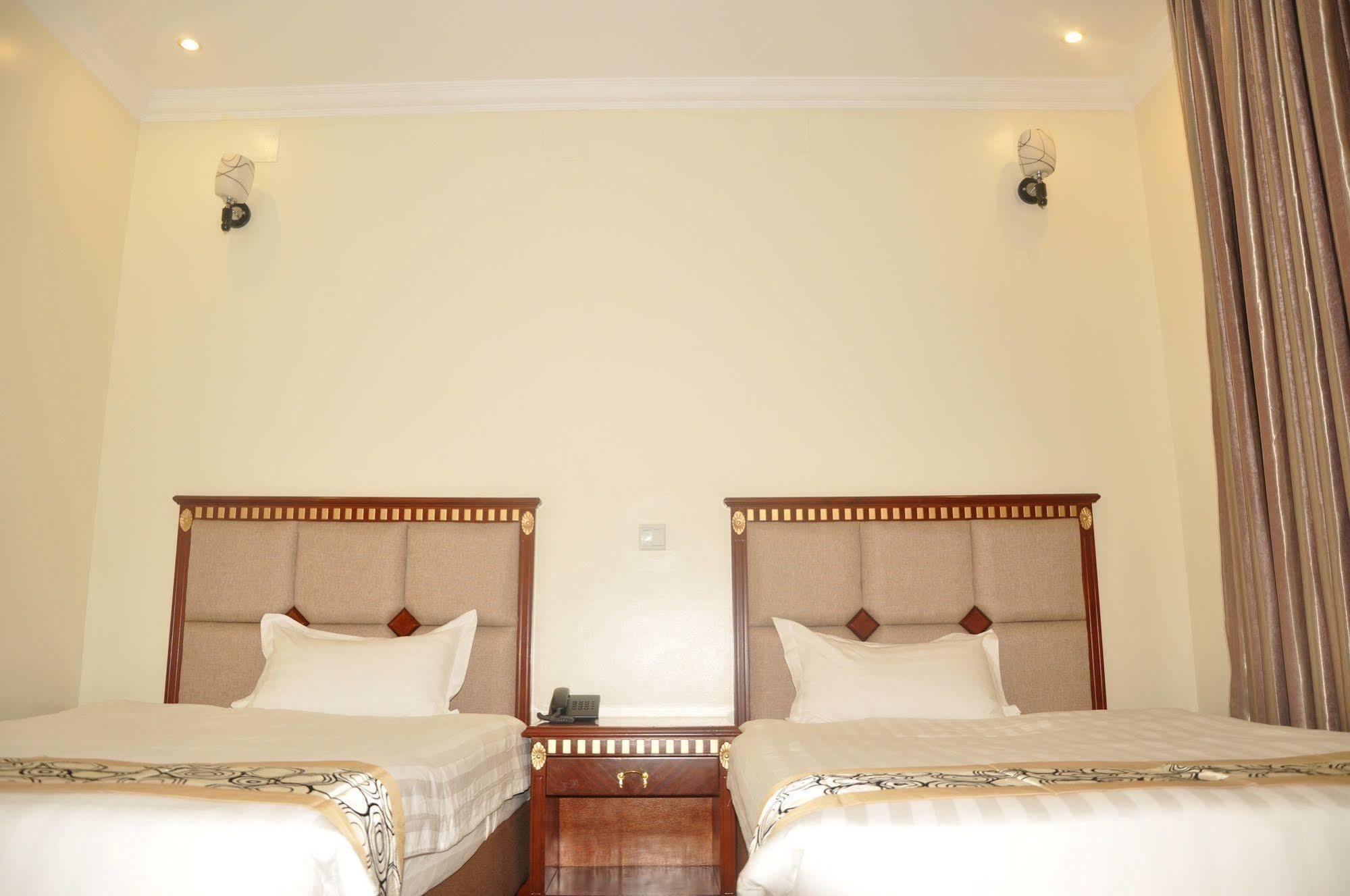 Great Seasons Hotel Kigali Ngoại thất bức ảnh